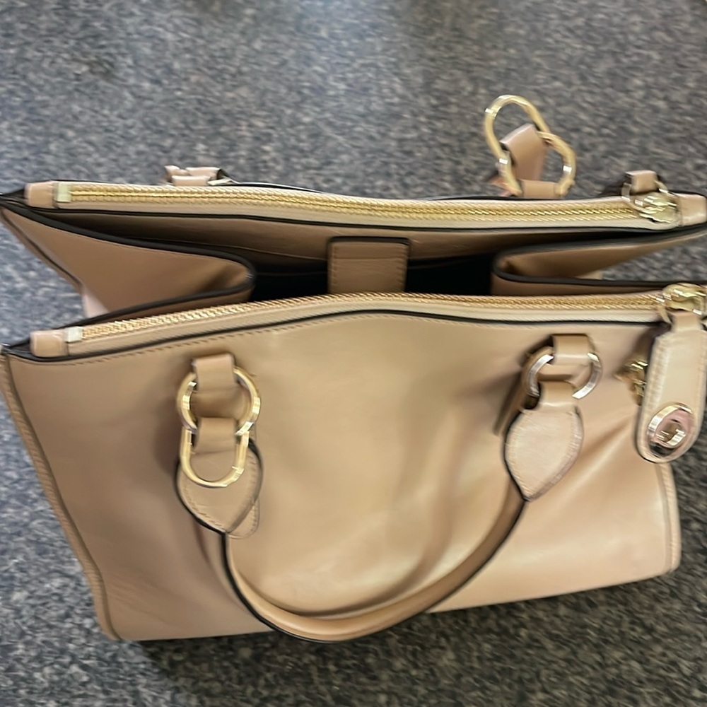Sophisticated Tan Leather Satchel with Gold Hardware
